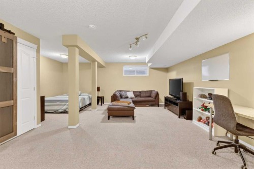 60 Inverness Drive Se, Calgary, AB - Indoor Photo Showing Other Room