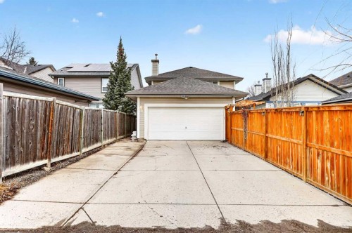 60 Inverness Drive Se, Calgary, AB - Outdoor With Exterior
