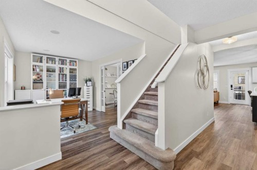 60 Inverness Drive Se, Calgary, AB - Indoor