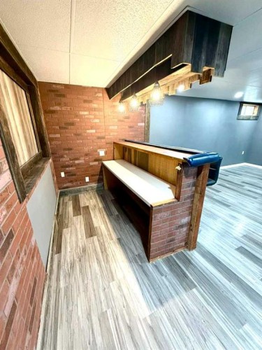 716 Bankview Drive, Drumheller, AB - Indoor Photo Showing Other Room