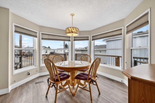 11 Doubletree Way, Strathmore, AB 