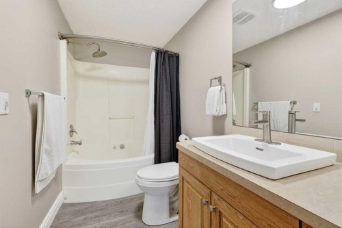 11 Doubletree Way, Strathmore, AB 