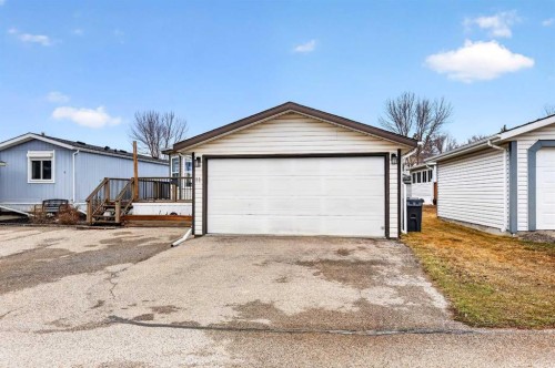 11 Doubletree Way, Strathmore, AB 