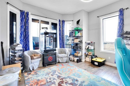 3 Muirfield Close, Lyalta, AB - Indoor