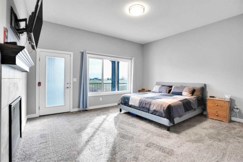 3 Muirfield Close, Lyalta, AB - Indoor Photo Showing Bedroom