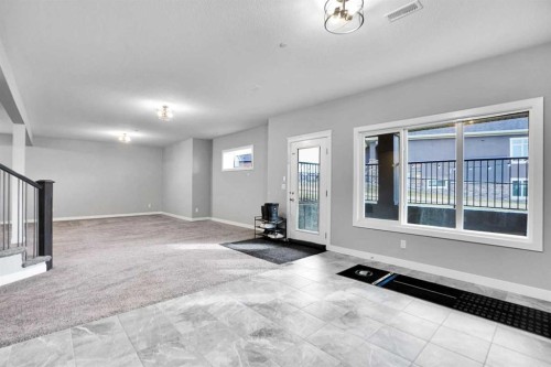 3 Muirfield Close, Lyalta, AB - Indoor Photo Showing Other Room