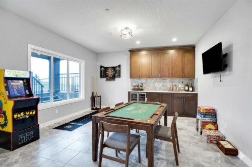 3 Muirfield Close, Lyalta, AB - Indoor Photo Showing Other Room