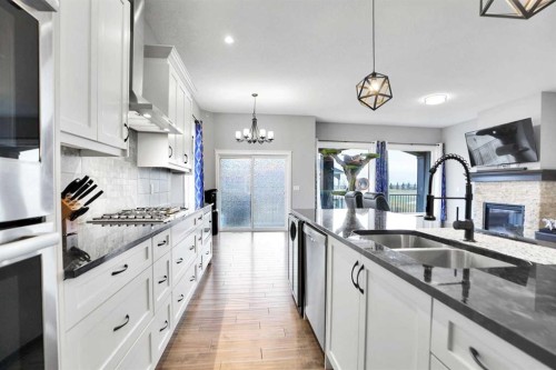3 Muirfield Close, Lyalta, AB - Indoor Photo Showing Kitchen With Double Sink With Upgraded Kitchen