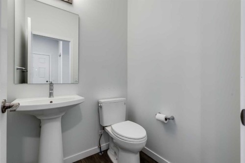 111 Marmot Way Nw, Calgary, AB - Indoor Photo Showing Bathroom