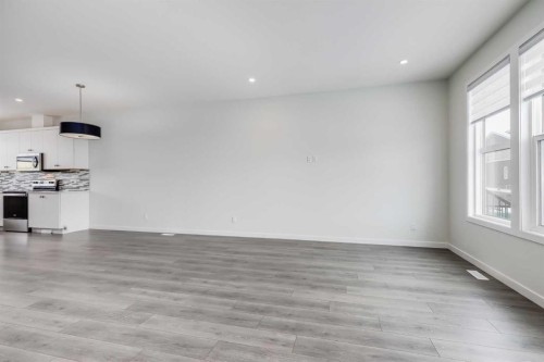 111 Marmot Way Nw, Calgary, AB - Indoor Photo Showing Kitchen