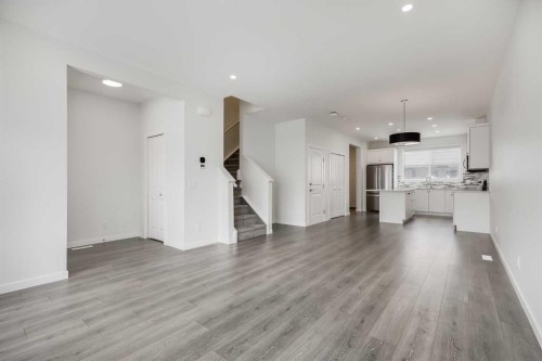 111 Marmot Way Nw, Calgary, AB - Indoor