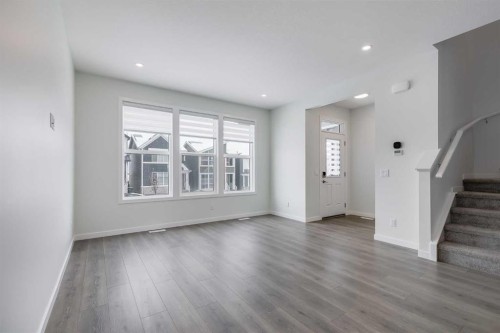 111 Marmot Way Nw, Calgary, AB - Indoor