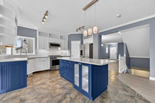 99 Evansbrooke Manor Nw, Calgary, AB - Indoor Photo Showing Kitchen With Upgraded Kitchen