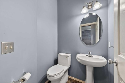 99 Evansbrooke Manor Nw, Calgary, AB - Indoor Photo Showing Bathroom