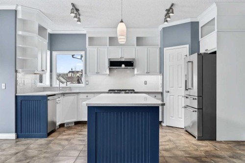 99 Evansbrooke Manor Nw, Calgary, AB - Indoor Photo Showing Kitchen With Upgraded Kitchen