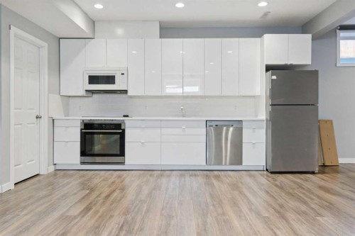 66 Skyview Ranch Crescent Ne, Calgary, AB - Indoor Photo Showing Kitchen