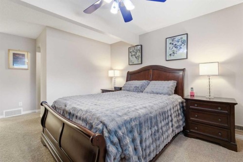 107 Skyview Springs Manor Ne, Calgary, AB - Indoor Photo Showing Bedroom