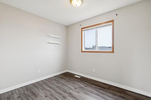 87 Cimarron Meadows Way, Okotoks, AB - Indoor Photo Showing Other Room