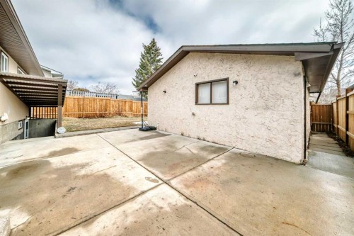 132 Whiteview Close Ne, Calgary, AB - Outdoor With Exterior
