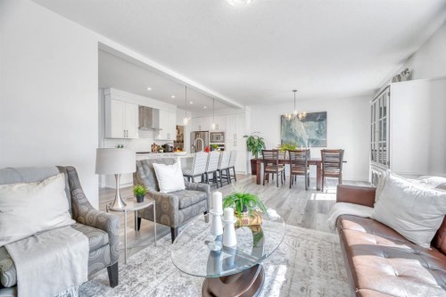485 Legacy Boulevard Se, Calgary, AB - Indoor Photo Showing Living Room