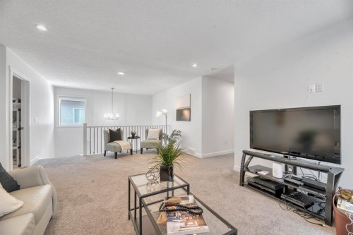 485 Legacy Boulevard Se, Calgary, AB - Indoor Photo Showing Living Room
