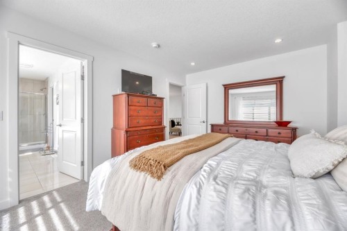 485 Legacy Boulevard Se, Calgary, AB - Indoor Photo Showing Bedroom