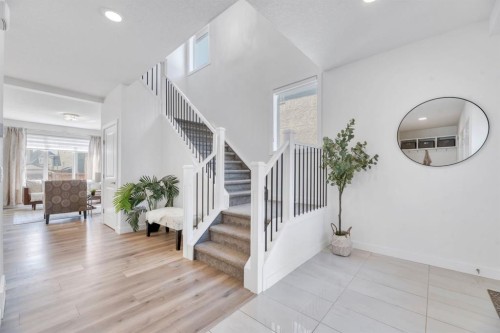 485 Legacy Boulevard Se, Calgary, AB - Indoor Photo Showing Other Room