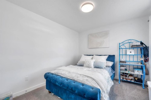 485 Legacy Boulevard Se, Calgary, AB - Indoor Photo Showing Bedroom