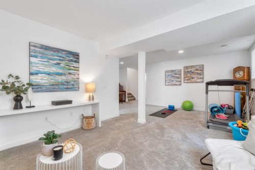 485 Legacy Boulevard Se, Calgary, AB - Indoor