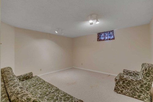 10823 Maplecreek Drive Se, Calgary, AB 