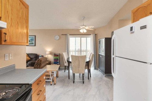 135 Covewood Close Ne, Calgary, AB - Indoor