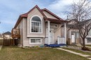 135 Covewood Close Ne, Calgary, AB  - Outdoor With Facade 