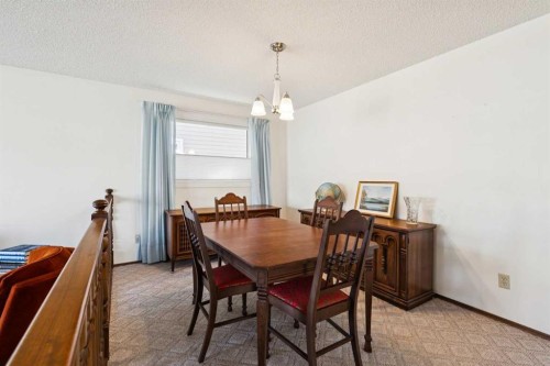 2627 126 Avenue Sw, Calgary, AB - Indoor Photo Showing Dining Room