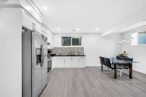 134 Corner Meadows Common Ne, Calgary, AB - Indoor Photo Showing Kitchen