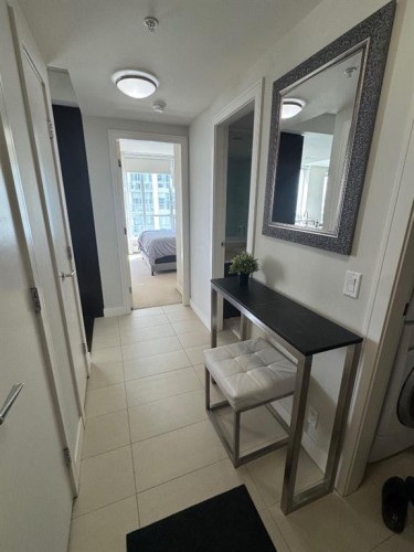 1723-222 Riverfront Avenue Sw, Calgary, AB - Indoor Photo Showing Other Room