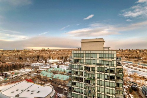 1723-222 Riverfront Avenue Sw, Calgary, AB - Outdoor With View