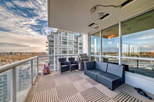 1723-222 Riverfront Avenue Sw, Calgary, AB - Outdoor With Balcony With Exterior