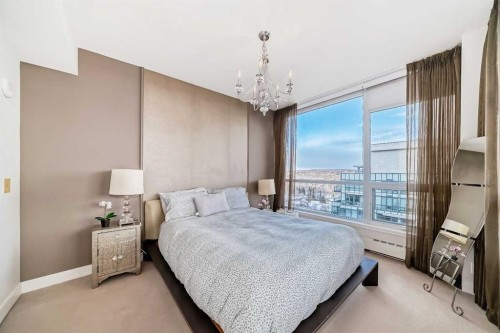 1723-222 Riverfront Avenue Sw, Calgary, AB - Indoor Photo Showing Bedroom