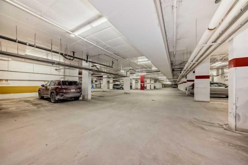 1723-222 Riverfront Avenue Sw, Calgary, AB - Indoor Photo Showing Garage