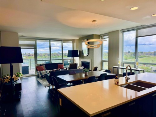 1723-222 Riverfront Avenue Sw, Calgary, AB - Indoor