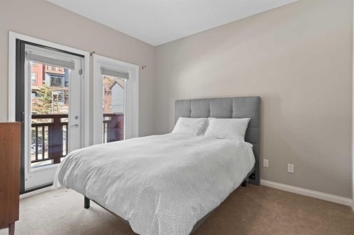 113-80 Dyrgas Gate, Canmore, AB - Indoor Photo Showing Bedroom