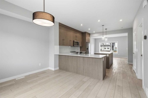 592 Dawson Drive, Chestermere, AB - Indoor Photo Showing Kitchen