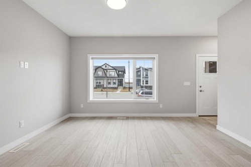 592 Dawson Drive, Chestermere, AB - Indoor Photo Showing Other Room
