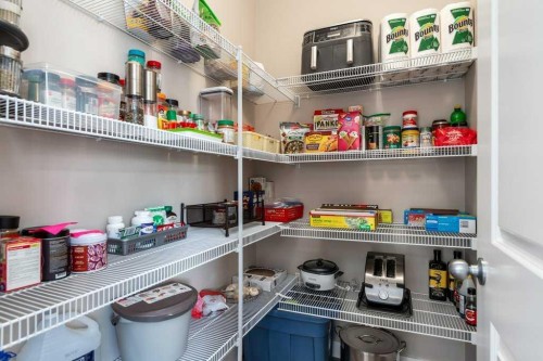 705 Nolan Hill Boulevard Nw, Calgary, AB - Indoor With Storage