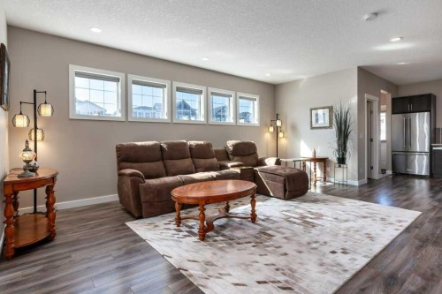 705 Nolan Hill Boulevard Nw, Calgary, AB - Indoor Photo Showing Living Room