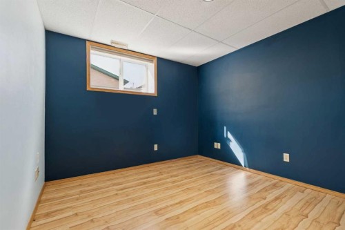 111 Luxstone Crescent Sw, Airdrie, AB - Indoor Photo Showing Other Room
