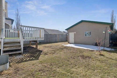 111 Luxstone Crescent Sw, Airdrie, AB - Outdoor With Exterior