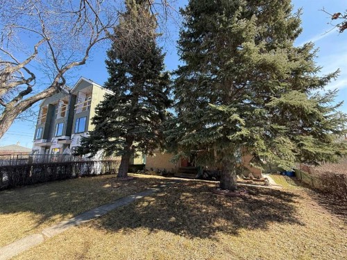 2716 45 Street Sw, Calgary, AB - Outdoor