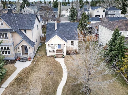 4641 20 Street Sw, Calgary, AB - Outdoor With Facade