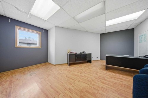 122 2 Avenue, Strathmore, AB 